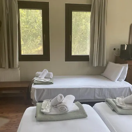 Agnanti 3* Velventós