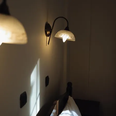 Agnanti 3* Velventos