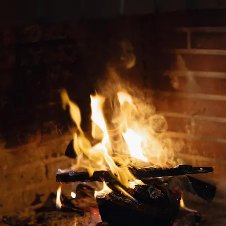 Отель Agnanti Velventos